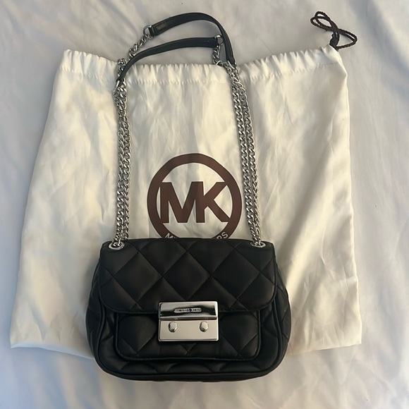 Michael Kors Quilted Shoulder Bag - Picture 1 of 3